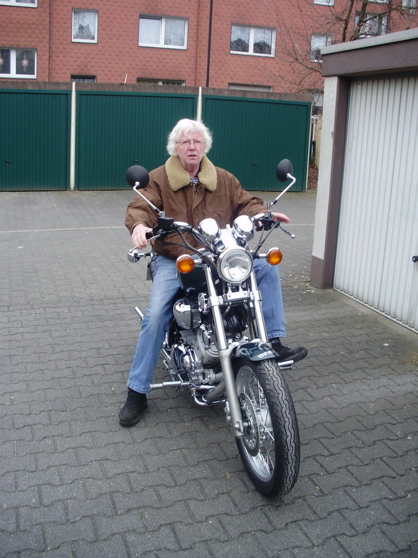 Virago750_01